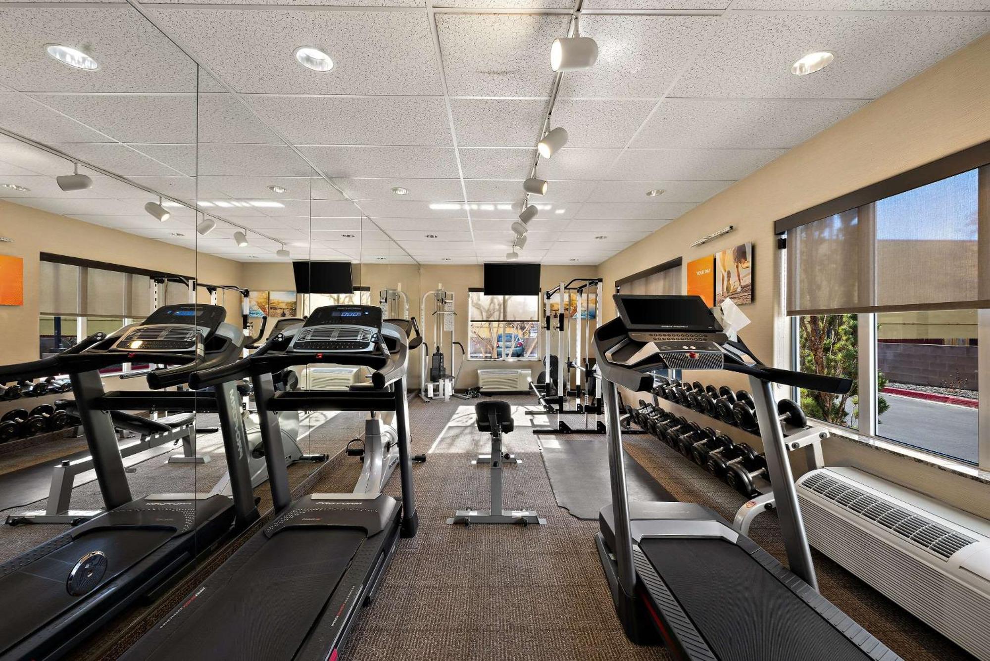 Comfort Inn & Suites Airport Convention Center Рино Экстерьер фото